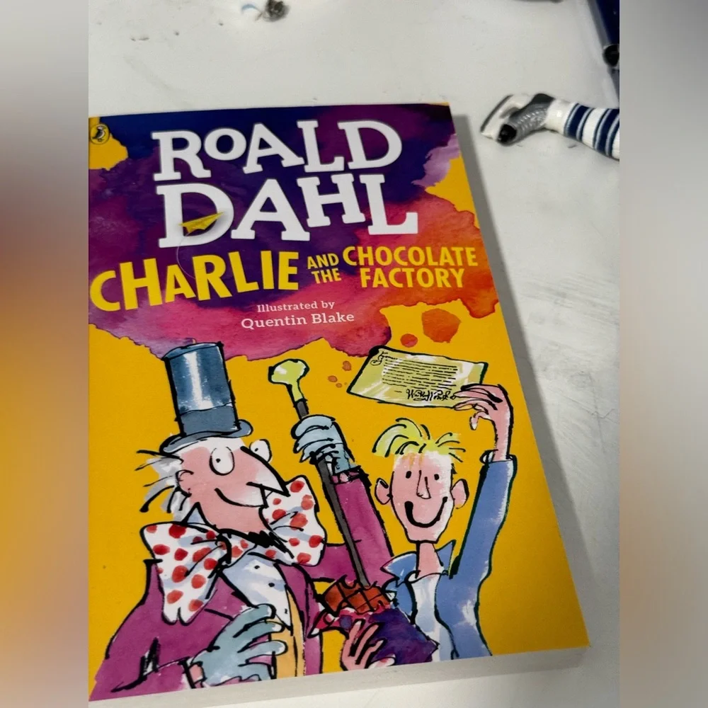 ROADL DAHL Set of 3 Paperback Books Danny, Witches, Charlie & Chocolate Factory - Picture 6 of 8